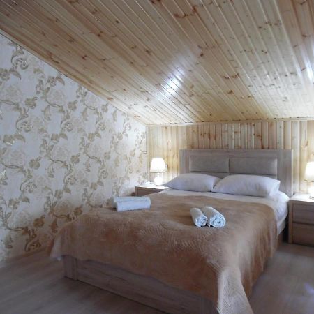 Guest House Tamta Kasbegi Buitenkant foto