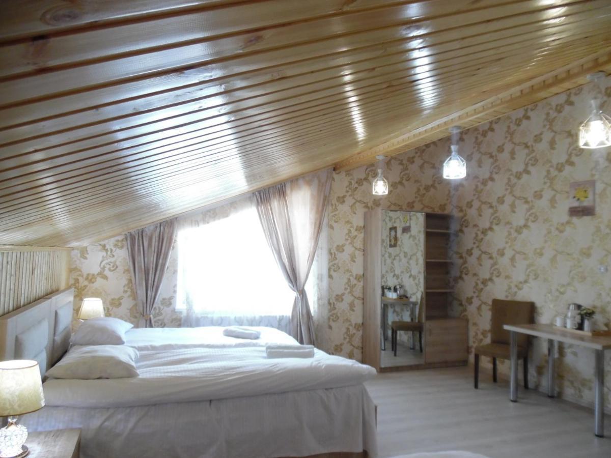 Guest House Tamta Kasbegi Buitenkant foto