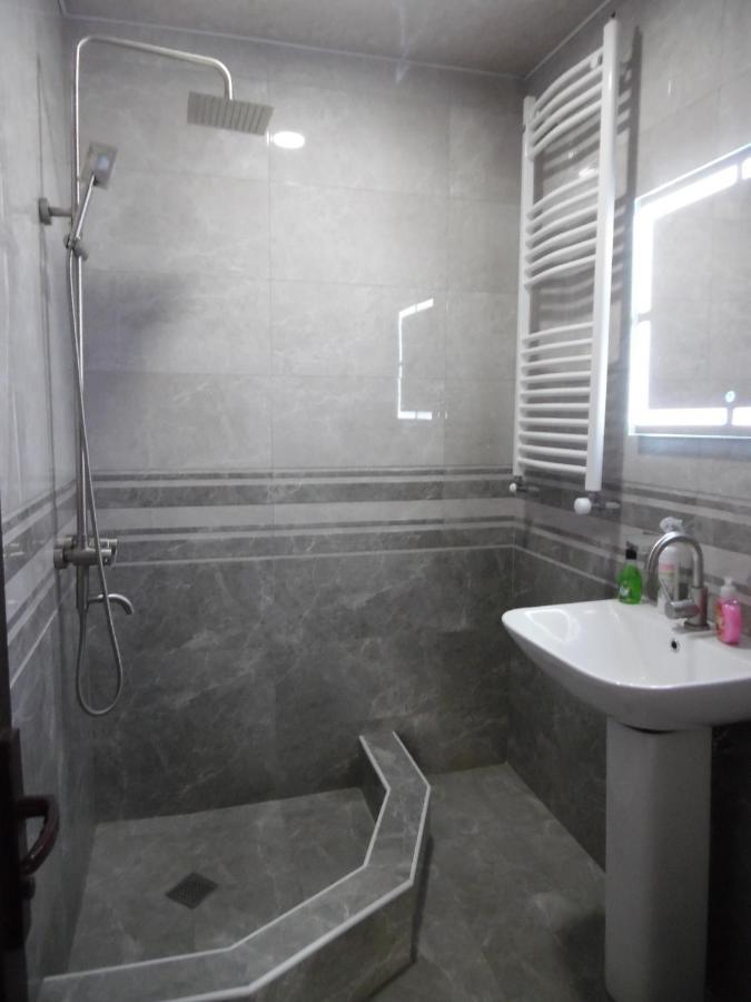 Guest House Tamta Kasbegi Buitenkant foto