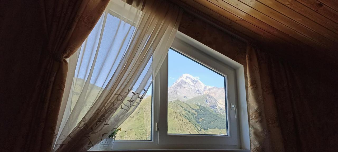 Guest House Tamta Kasbegi Buitenkant foto