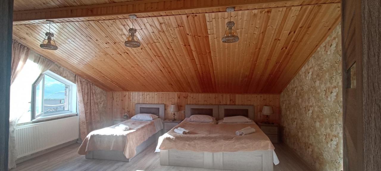 Guest House Tamta Kasbegi Buitenkant foto